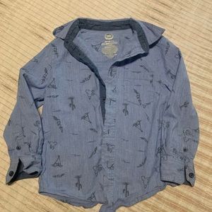 Toddler boys button down, size 4/5